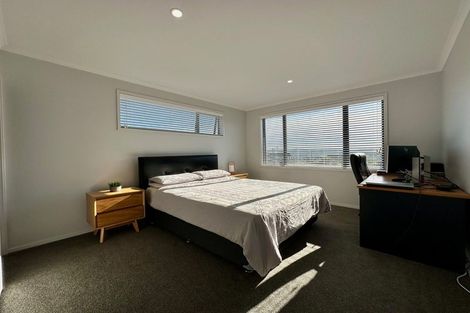 Photo of property in 21d Nellie Drive, Kumeu, 0810