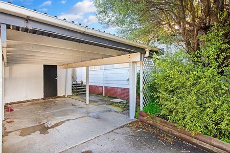 Photo of property in 2/36 Archmillen Avenue, Pakuranga Heights, Auckland, 2010