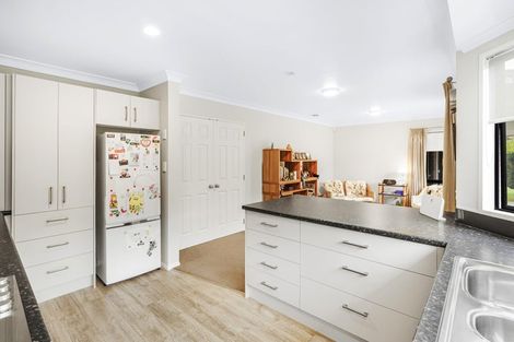 Photo of property in 5 Dallinger Street, St Andrews, Hamilton, 3200