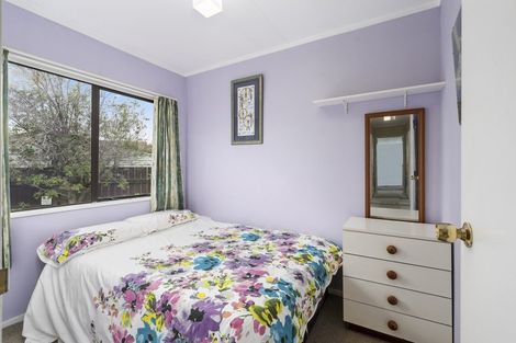 Photo of property in 37 Willowstream Grove, Cloverlea, Palmerston North, 4412