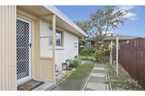 Photo of property in 21 Brynbela Court, Papakura, 2110