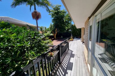 Photo of property in 10 Garden Lane, Torbay, Auckland, 0632