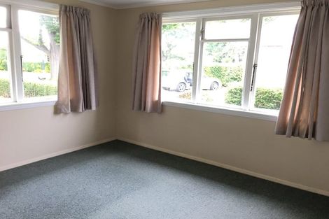 Photo of property in 12 Guildford Street, Burnside, Christchurch, 8053