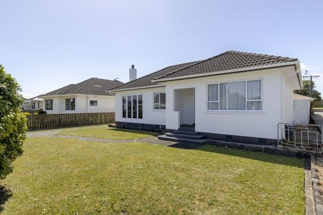 Photo of property in 25 Waimea Street, Westown, New Plymouth, 4310