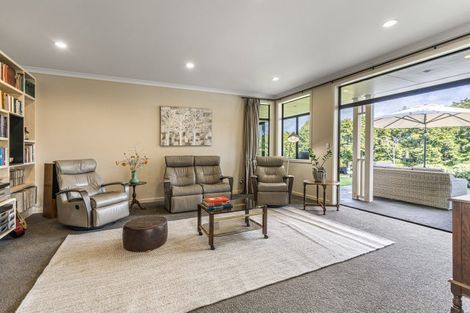 Photo of property in 69b Oraha Road, Kumeu, 0892