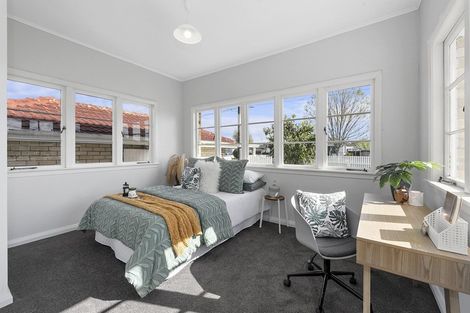 Photo of property in 20 Steele Road, Forest Lake, Hamilton, 3200