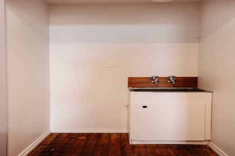 Photo of property in 2 Selwyn Lane, Lyttelton, 8082