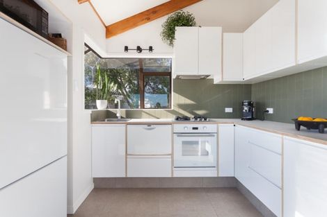 Photo of property in 30 Terrace Avenue, Mount Maunganui, 3116