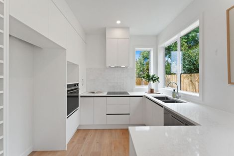 Photo of property in 4c Towra Place, Botany Downs, Auckland, 2010
