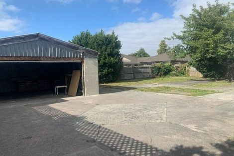 Photo of property in 21 Broadbent Street, Riccarton, Christchurch, 8041