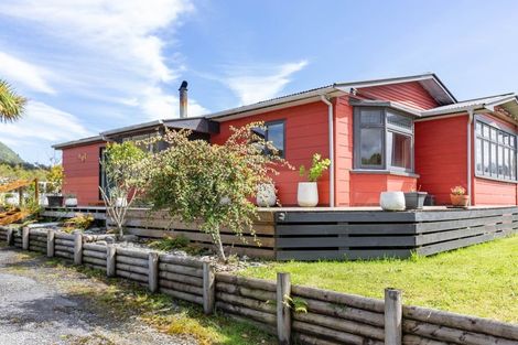 Photo of property in 751 Seven Mile Road, Runanga, 7803