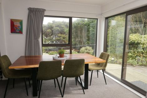 Photo of property in 31 Penryn Drive, Camborne, Porirua, 5026