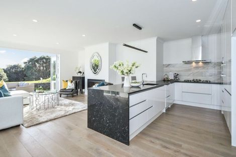 Photo of property in 40a Rutherford Terrace, Meadowbank, Auckland, 1072