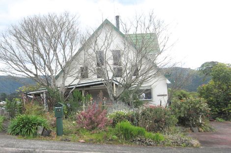 Photo of property in 13 Tairua Heights, Tairua, 3508