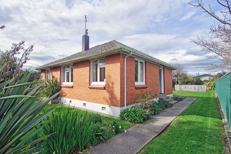 Photo of property in 248 High Street North, Carterton, 5713