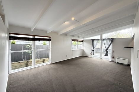 Photo of property in 10 Castleton Street, Birkdale, Auckland, 0626