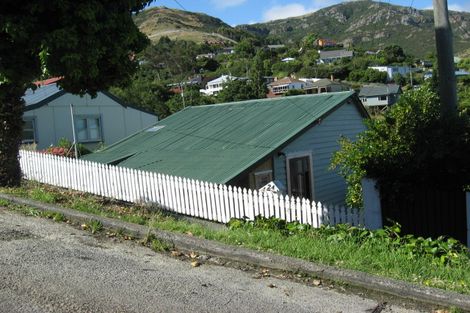 Photo of property in 24 Ticehurst Road, Lyttelton, 8082