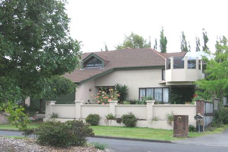 Photo of property in 31 Deanna Drive, West Harbour, Auckland, 0618