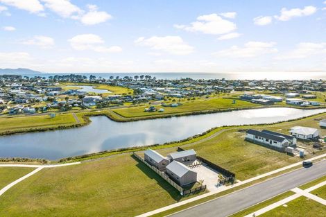 Photo of property in 218 Hamiora Street, Matarangi, 3592