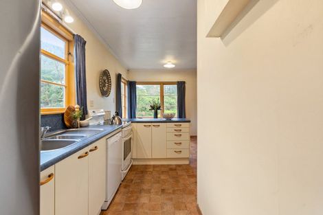 Photo of property in 23 Frederick Street, Tawa, Wellington, 5028