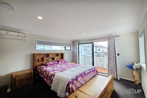 Photo of property in 22 Turret Lane, Hobsonville, Auckland, 0616