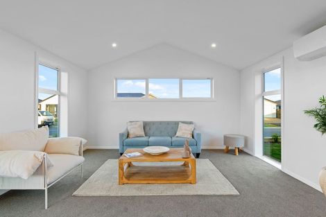 Photo of property in 4 Mackinnon Street, Marshland, 8083