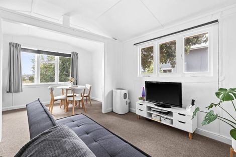 Photo of property in 29 Pukeko Place, Westshore, Napier, 4110