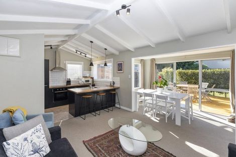 Photo of property in 4 Swindells Road, Waikuku Beach, 7473