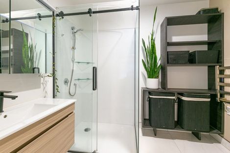 Photo of property in 16j Hobson Street, Thorndon, Wellington, 6011