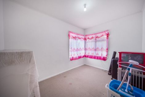 Photo of property in 12 Bolton Place, Otara, Auckland, 2023