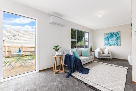 Photo of property in 25 Bell Street, Tawa, Wellington, 5028