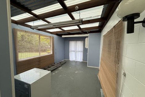 Photo of property in 4 Seakens Way, Glen Eden, Auckland, 0602