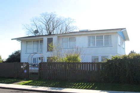 Photo of property in 32 Eastburn Street, Papakura, 2110
