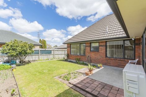 Photo of property in 19 Old Park Place, Takanini, 2112