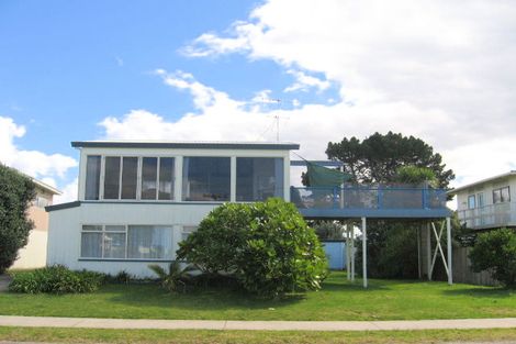 Photo of property in 213a Rangi Avenue, Whangamata, 3620