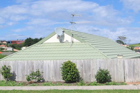 Photo of property in 1120/12 Northcross Drive, Oteha, Auckland, 0632