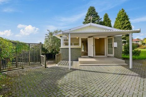 Photo of property in 2 Alastair Avenue, Owhata, Rotorua, 3010