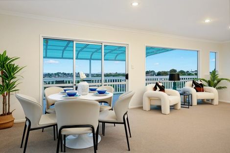 Photo of property in 281 Sturges Road, Henderson Valley, Auckland, 0612