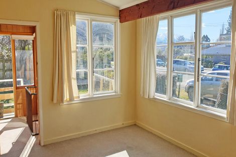 Photo of property in 10 Settlement Road, Kurow, 9435