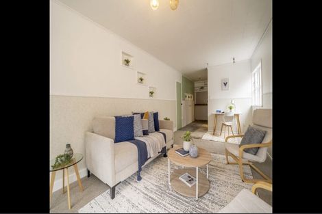 Photo of property in 3 South Street, Tawa, Wellington, 5028