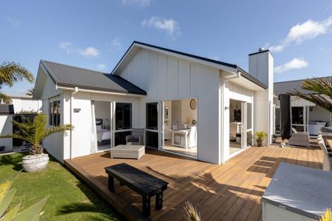 Photo of property in 46 Cassinia Close, Papamoa Beach, Papamoa, 3118