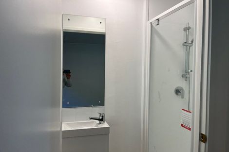 Photo of property in 57 Gatman Street, Birkdale, Auckland, 0626