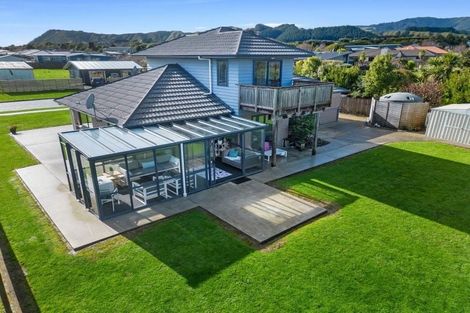 Photo of property in 9 Ludlam Way, Otaki, 5512