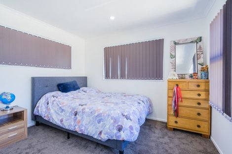 Photo of property in 501c Massey Road, Mangere, Auckland, 2022