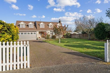 Photo of property in 43 Oriwa Crescent, Otaki, 5512