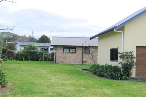 Photo of property in 10 Michelle Lane, Hahei, Whitianga, 3591