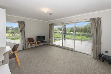 Photo of property in 243 Cemetery Road, Maunu, Whangarei, 0179