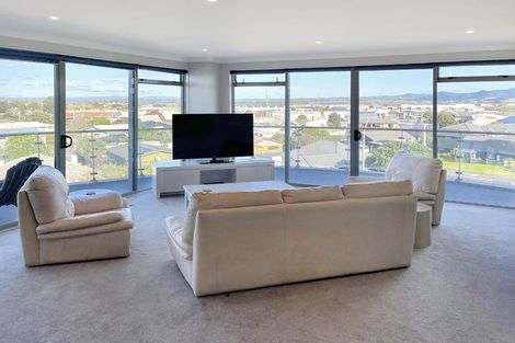 Photo of property in 10/898 Papamoa Beach Road, Papamoa Beach, Papamoa, 3118