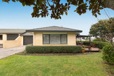 Photo of property in 10b Elsie Drive, Waiuku, 2123
