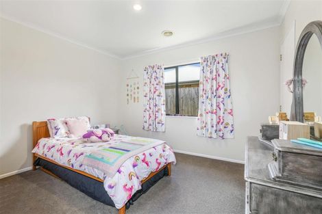 Photo of property in 6 Caulfield Place, Pukehangi, Rotorua, 3015